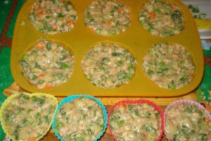 ''Briose'' cu carne si legume