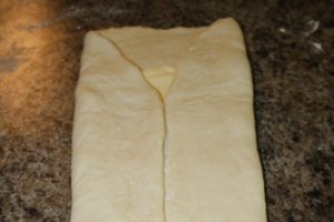 Croissante cu nuca si scortisoara