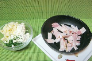 Galuste cu sos de branza si bacon