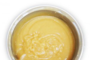 Foi cu miere de albine si crema de zahar ars