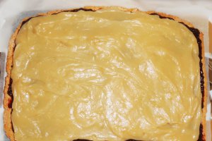 Foi cu miere de albine si crema de zahar ars