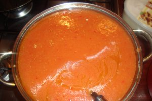 Supa crema de rosii si legume