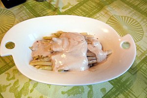 Salată cu sparanghel