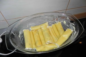 Cannelloni cu branza dulce si stafide!