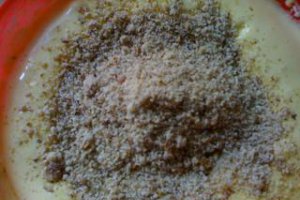 Tort cu nuca si mousse de ciocolata - Bucataras Grozav