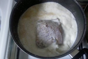 Muschi de porc in lapte