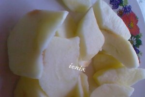 Măr în sos de caramel à la Ionix
