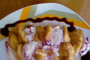 Măr în sos de caramel à la Ionix