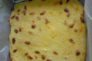 Budinca de branza cu fructe goji uscate