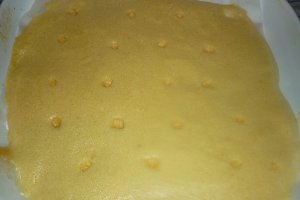 Rulada cu gem de capsuni si ciocolata