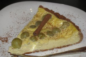 Tarta cu vanilie si agrise