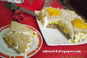 Tort Savoare cu Piersici