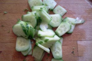 Salata cu salata verde,rosii si ceapa