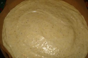 Tort cu mascarpone si piersici