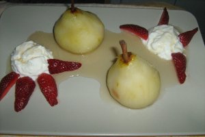 Pere aromate in sirop