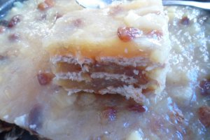Prajitura de post cu biscuiti si mere, fara coacere
