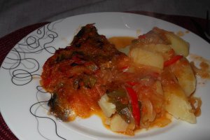 Dorada cu ghiveci de legume la cuptor