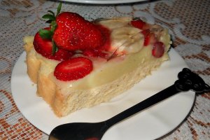 Tarta cu capsuni