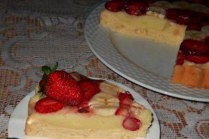 Tarta cu capsuni
