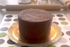 Tort 'noroios' cu ciocolata mud cake