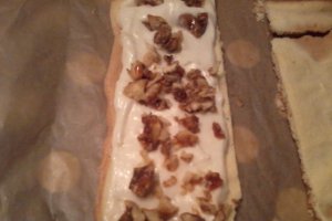 Prajitura cu foi si nuca caramelizata