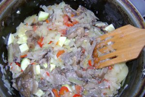 Tocanita de legume