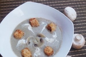 Supa crema de ciuperci