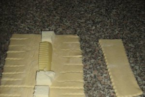 Foietaj cu branza si cascaval
