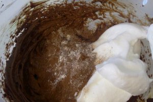 Tort de ciocolata