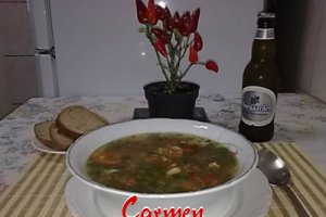 Ciorba acra cu afumatura de porc