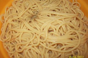 Spaghete integrale cu legume