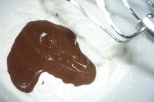 Tarta de ciocolata cu lapte