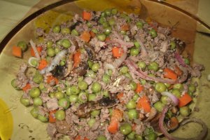 Salata de mazare -  cu vitel la gratar