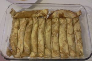 Clatite cu branza la cuptor