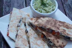 Quesadilla cu sunca si ciuperci