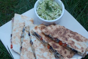 Quesadilla cu sunca si ciuperci