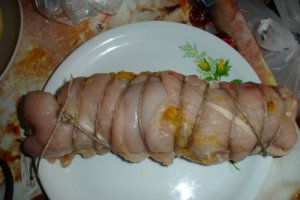 Rulada de curcan cu legume