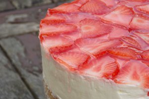 Cheesecake Cu Capsune In 3 Pasi Simpli