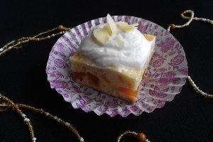 Prajitura cu migdale si dulceata de pere (de post)