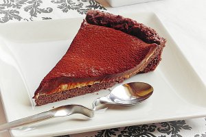 Tarta cu ciocolata si crema de branza