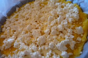 Tarta de mamaliguta cu branza