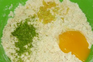 Mini-tarte cu lime