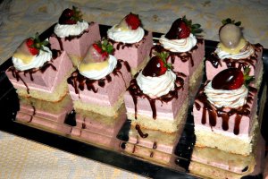 Deliciu cu capsuni