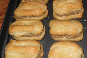 Mini eclere cu crema de ness(Bucataras Senzational)
