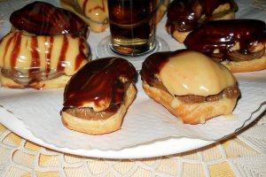 Mini eclere cu crema de ness(Bucataras Senzational)