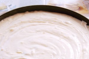 Pasca cu branza dulce si ciocolata