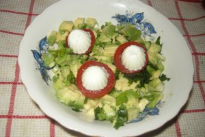 Salata de avocado cu miez de lapte