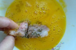 Baghete de porc cu fulgi de porumb