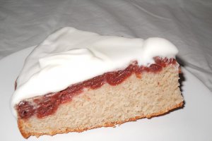 Tort cu visine din compot