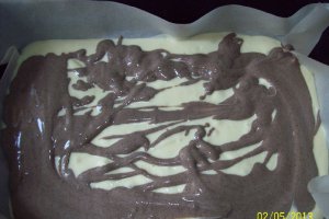 Prajitura marmorata cu crema de vanilie